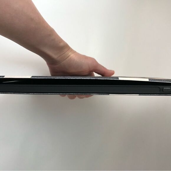 🌼New iPad Air Case Floral Black/Beige Slim fit - Picture 10 of 11